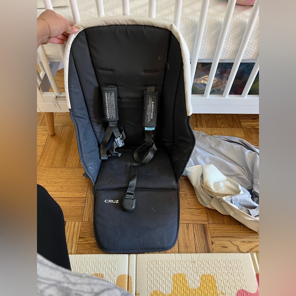 Uppababy Cruz V1 stroller seat cover replacement